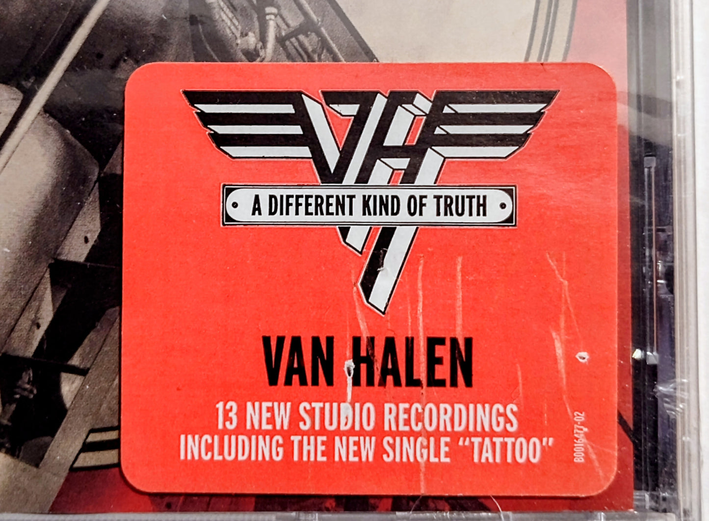 Van Halen - "A Different Kind Of Truth" - COMPACT DISC NM/M (Sealed; 2 small tears in cellophane; scratchy hype sticker; First Pressing)