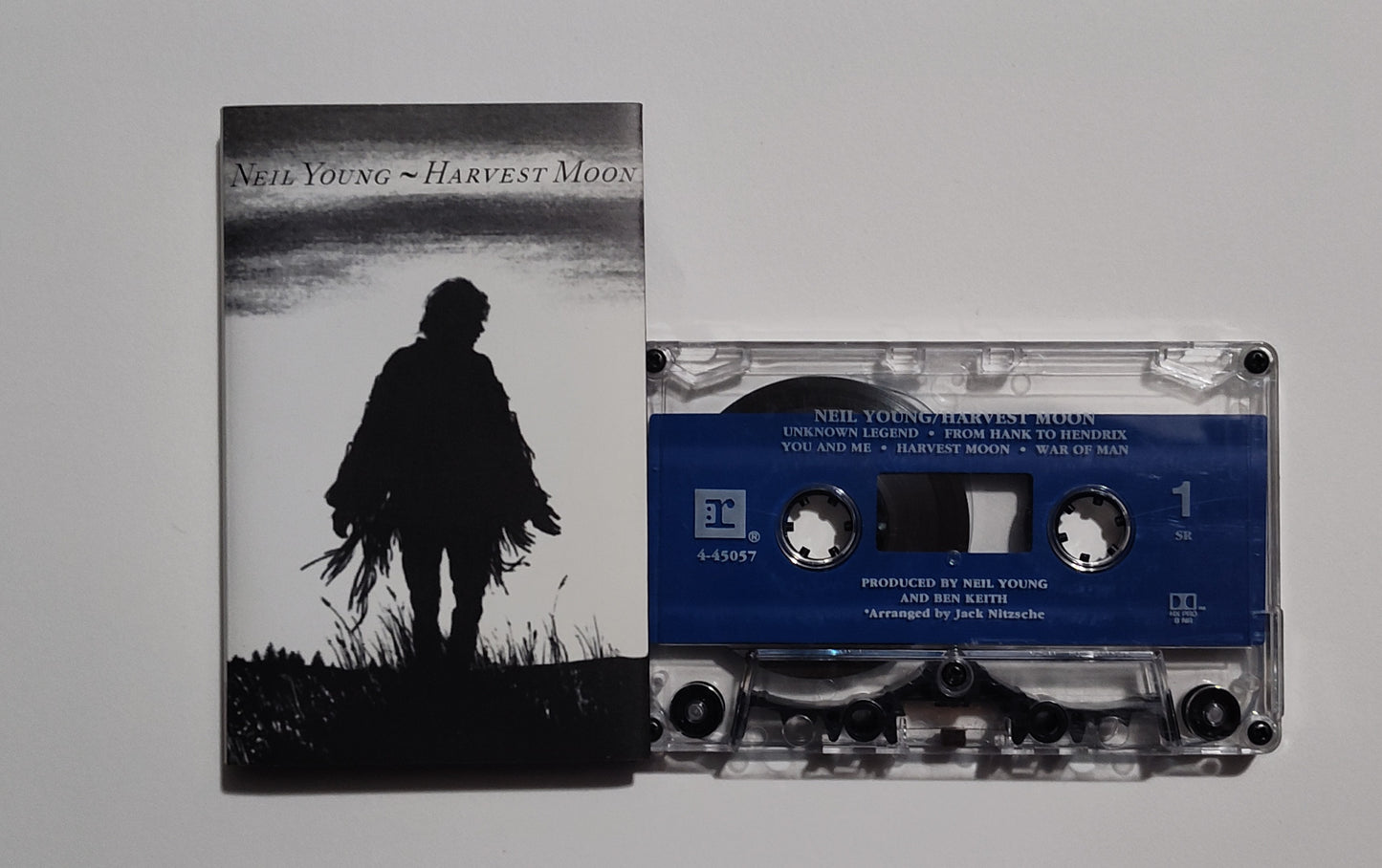 Neil Young - "Harvest Moon" - CASSETTE TAPE (DOLBY HX PRO B NR) VG+/VG+