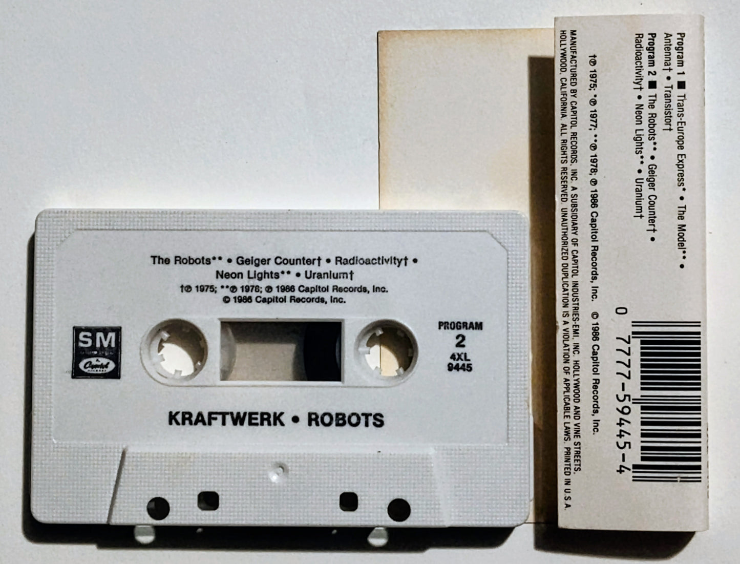 Kraftwerk - "Robots (Compilation)" - CASSETTE TAPE VG+/VG+