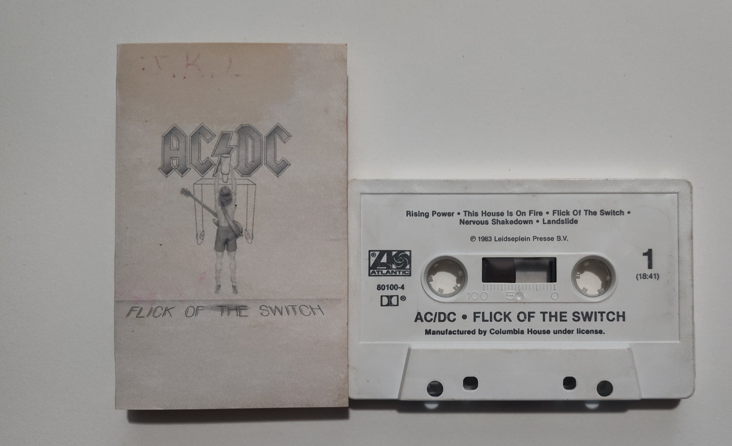 AC/DC - "Flick Of The Switch" - CASSETTE TAPE (DOLBY; Club version) G+/VG