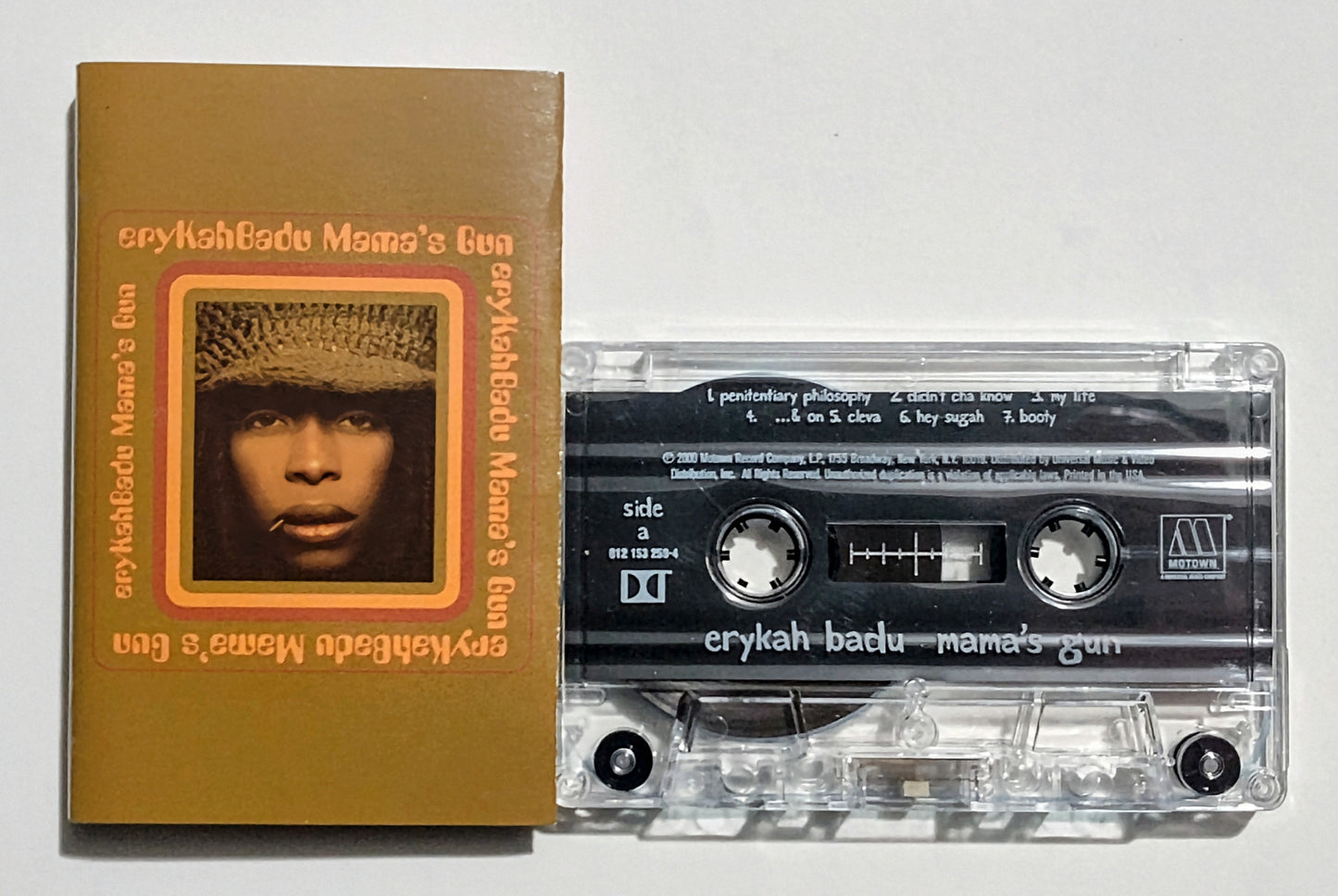 Erykah Badu - "Mama's Gun" - CASSETTE TAPE VG+/VG+