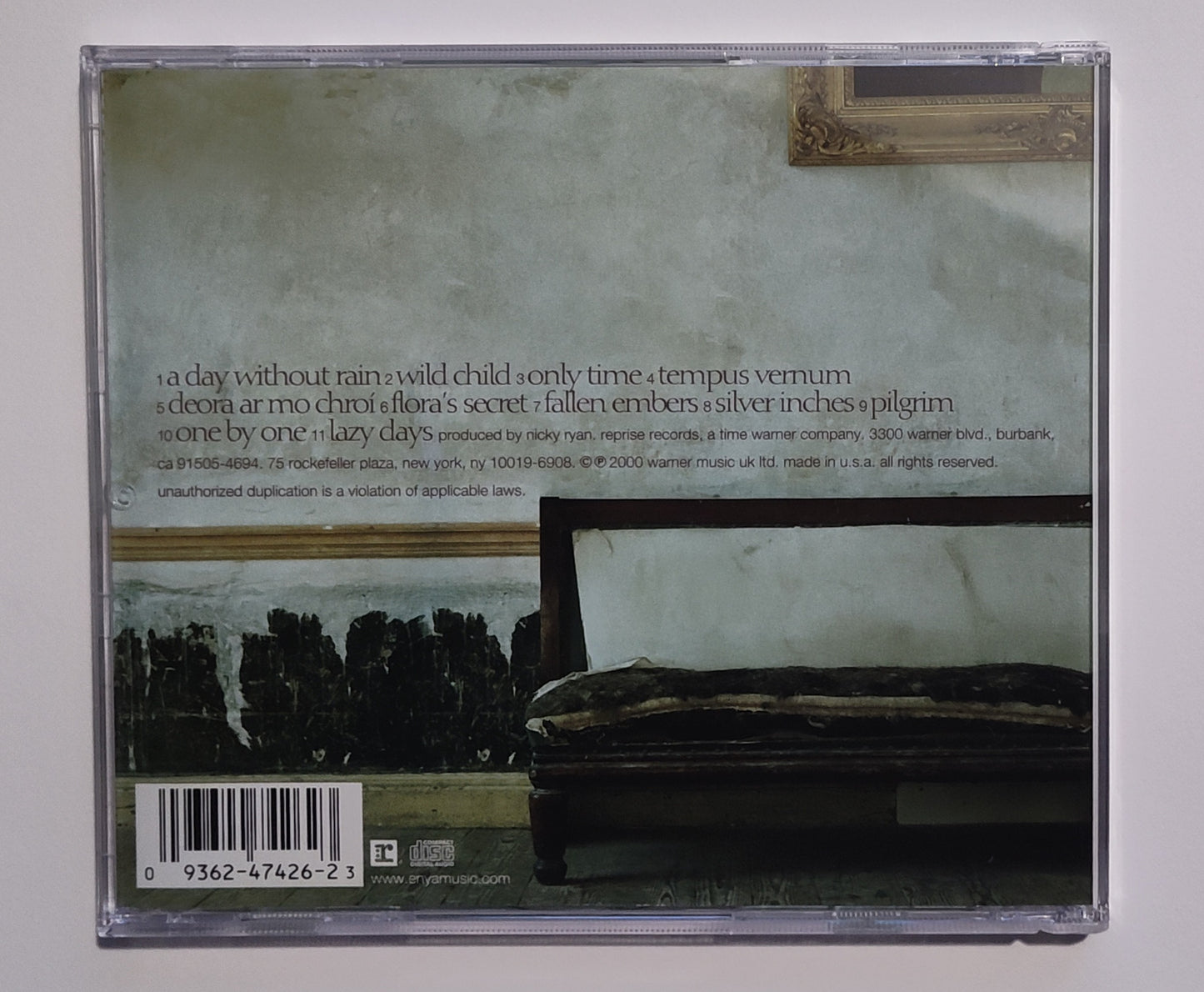 Enya - "A Day Without Rain" - COMPACT DISC NM/VG+