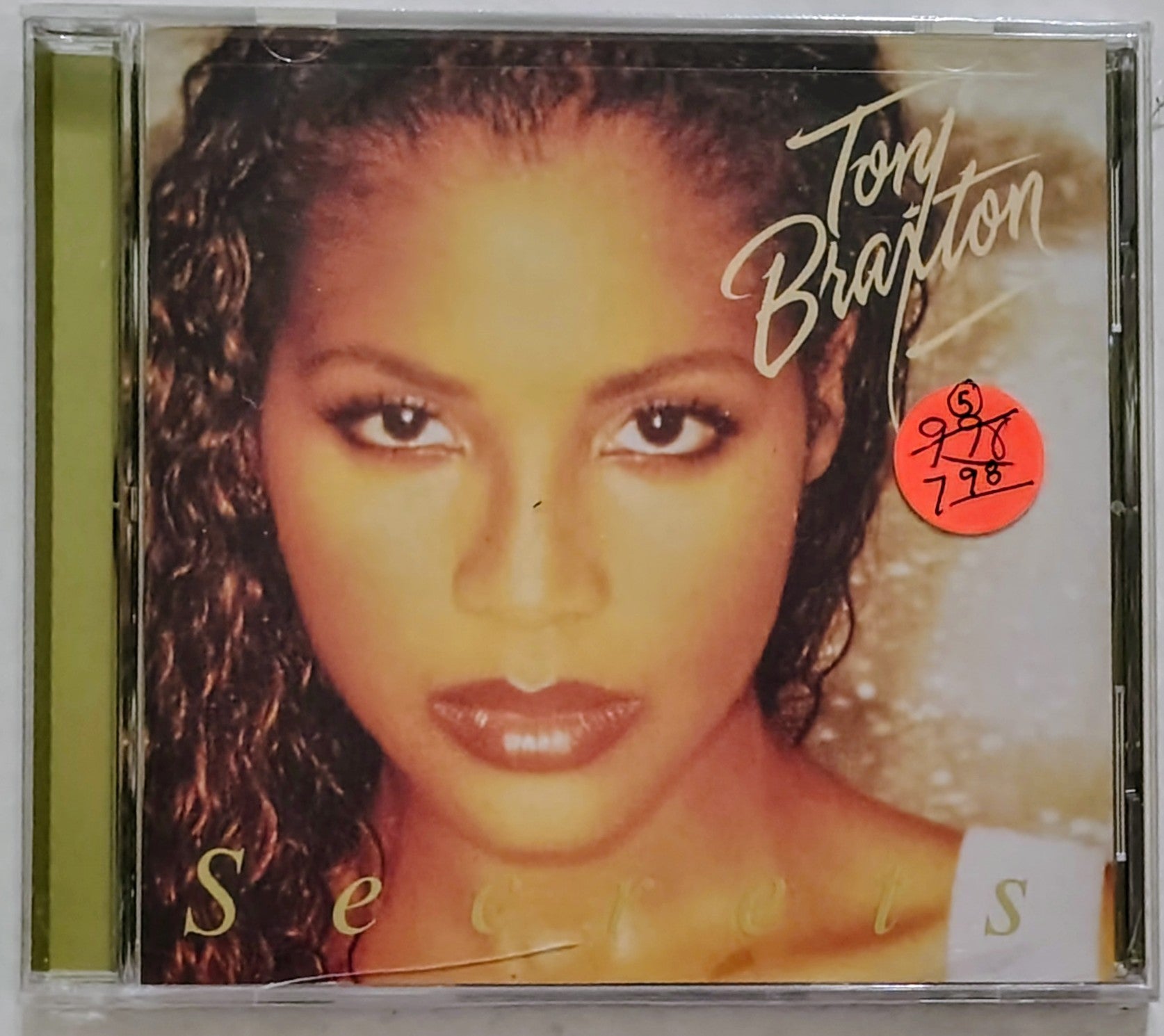 Toni Braxton - Secrets