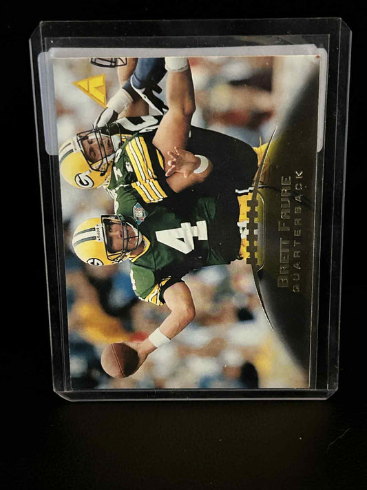 Brett Favre #26 | 1995 Pinnacle Football