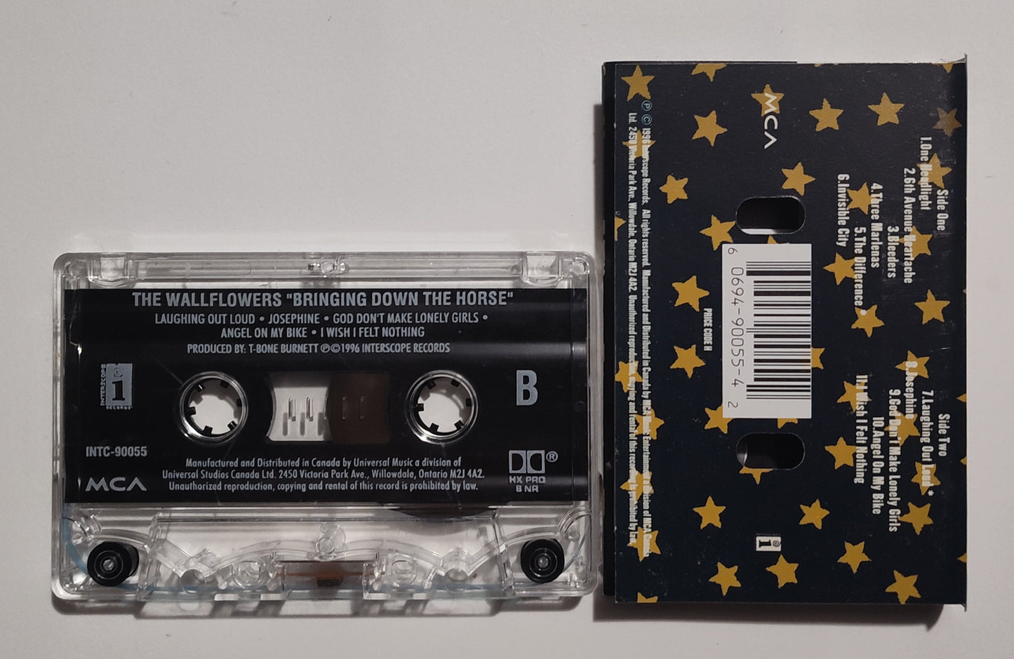 Wallflowers, The - "Bringing Down The Horse" - CASSETTE TAPE (Canada; black shell) NM/NM