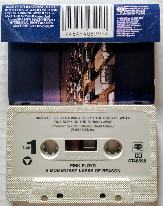 Pink Floyd - "A Momentary Lapse of Reason" - CASSETTE TAPE VG+/VG+