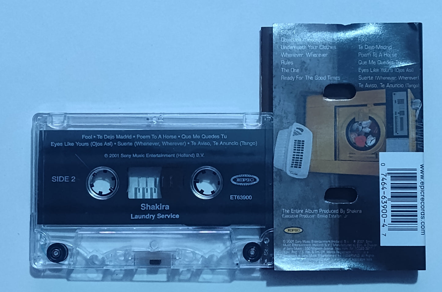 Shakira - "Laundry Service" - CASSETTE TAPE VG/VG+