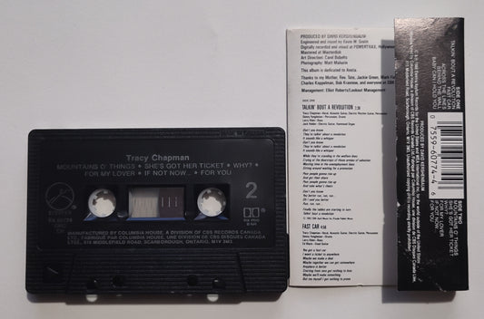Tracy Chapman - "Tracy Chapman" - CASSETTE TAPE (Canada; black shell; DOLBY HX PRO B NR) VG/VG+