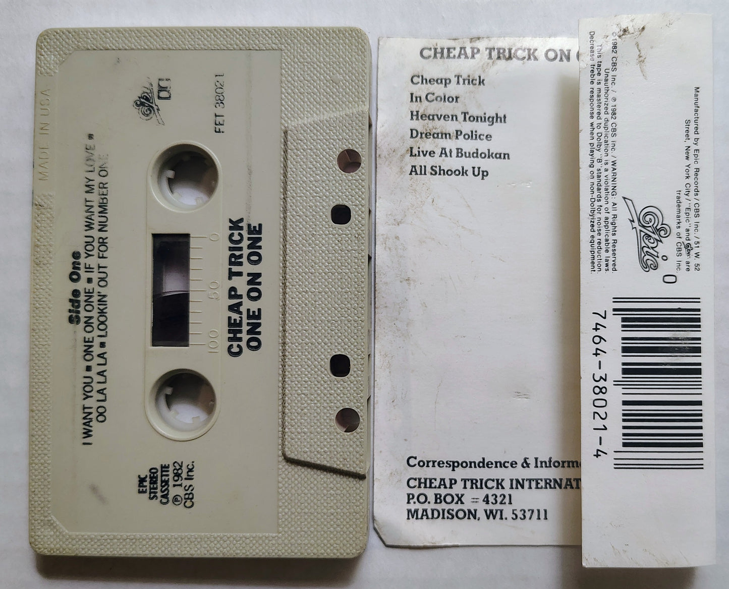 Cheap Trick - “One On One” - CASSETTE TAPE G/G