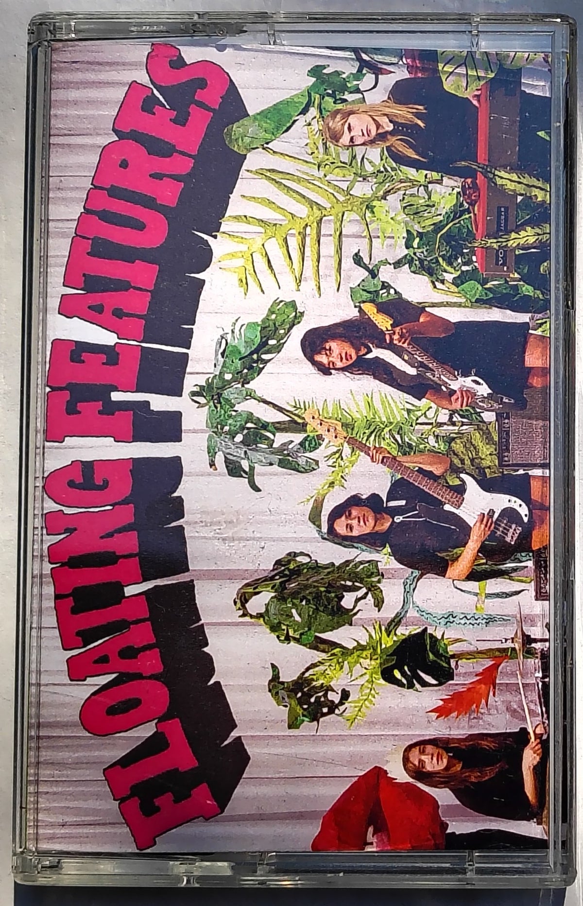La Luz - "Floating Features" - INDIE CASSETTE TAPE NM/NM (Personal Collection)