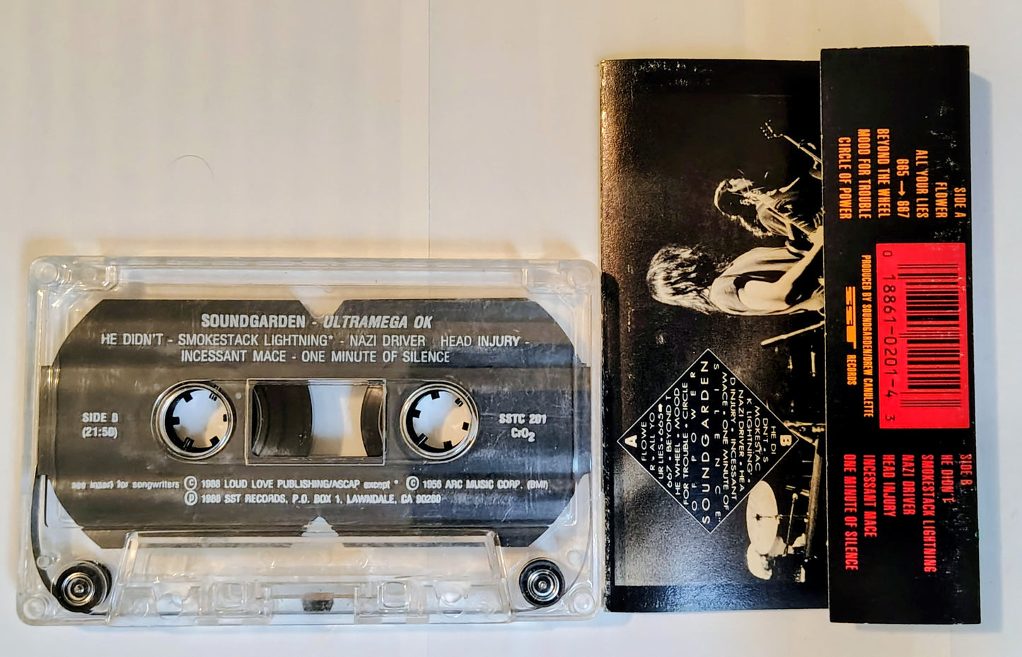 Soundgarden - "UltramegaOK" - CASSETTE TAPE VG/VG *🚨*