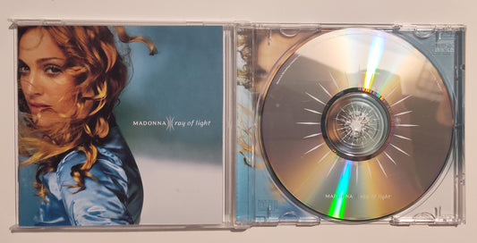 Madonna - "Ray Of Light" - COMPACT DISC VG/VG