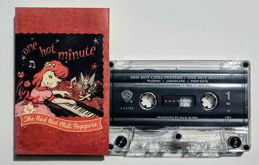 Red Hot Chili Peppers - "One Hot Minute" - CASSETTE TAPE (SR; DOLBY HX PRO) VG/VG (Slightly Lightstruck cover; plays perfect!)