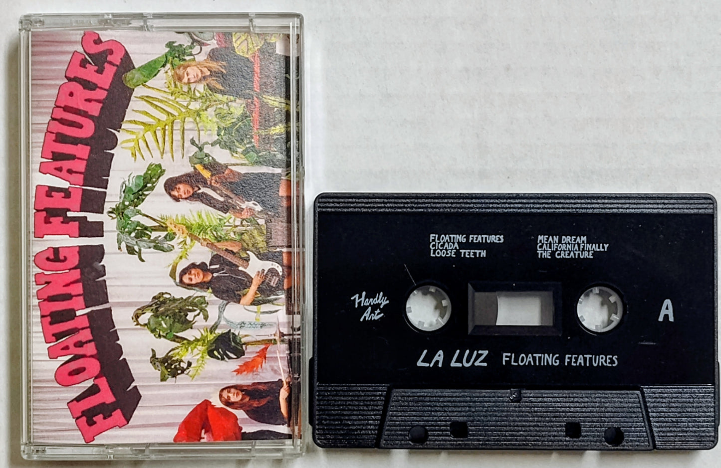 La Luz - "Floating Features" - INDIE CASSETTE TAPE NM/NM