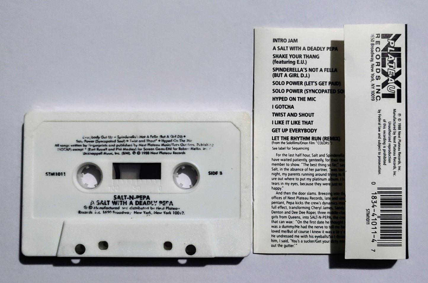 Salt 'N' Pepa - "A Salt With A Deadly Pepa" - CASSETTE TAPE VG/VG