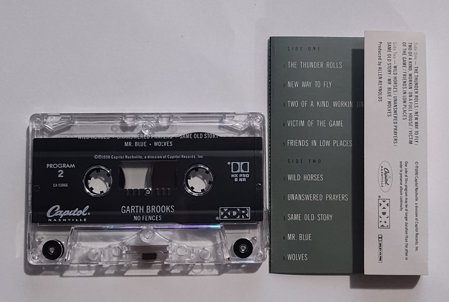 Garth Brooks - "No Fences" - CASSETTE TAPE (XDR; DOLBY HX PRO B NR) VG+/VG+