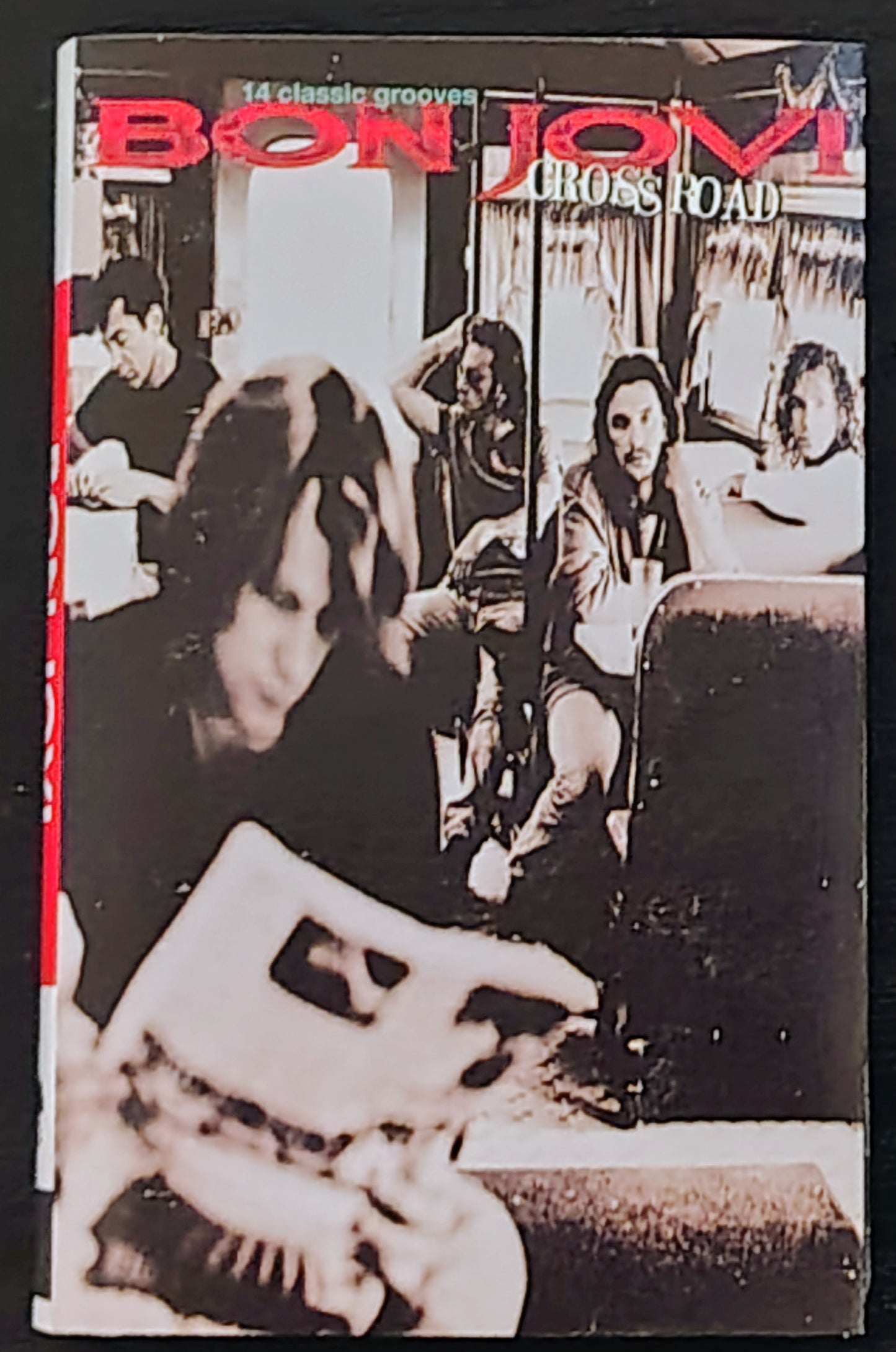 Bon Jovi - "Cross Road" - CASSETTE TAPE VG+/VG+